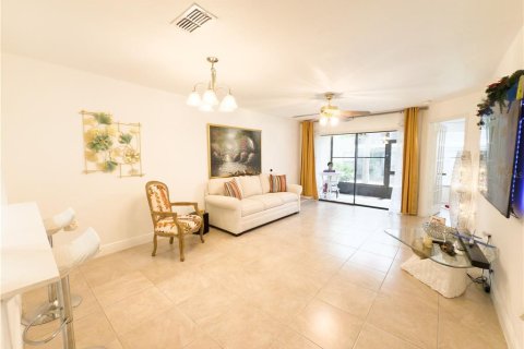 Condo in Orlando, Florida, 2 bedrooms  № 1803595 - photo 6