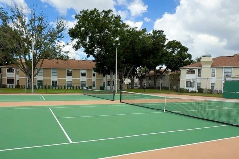 Condo in Orlando, Florida, 2 bedrooms  № 1803595 - photo 22