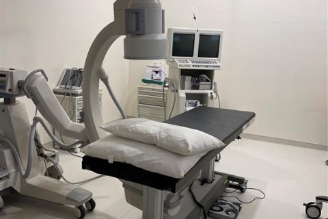 Propiedad comercial en alquiler en Plant City, Florida, 320.51 m2 № 1257242 - foto 6