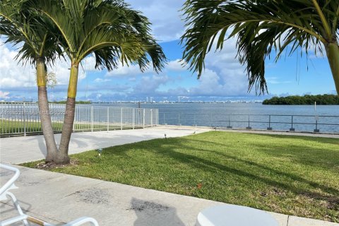 Купить кондоминиум в Майами, Флорида 53.88м2, № 1993374 - фото 6