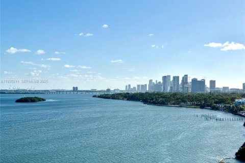 Купить кондоминиум в Майами, Флорида 53.88м2, № 1993374 - фото 14