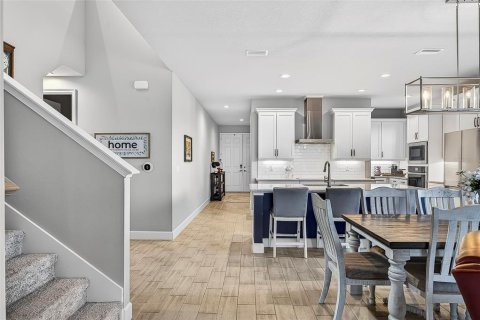 Casa en venta en Port Orange, Florida, 4 dormitorios, 281.59 m2 № 2383561 - foto 5