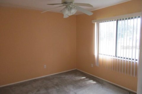 House in North Port, Florida 2 bedrooms, 82.5 sq.m. № 1909040 - photo 15