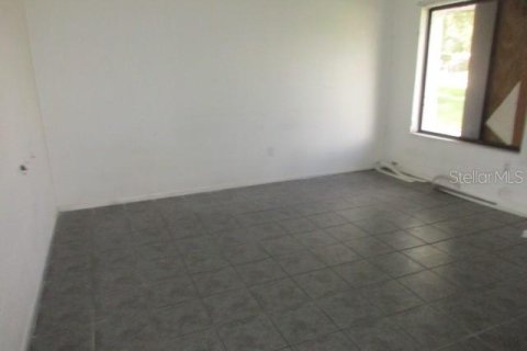 House in North Port, Florida 2 bedrooms, 82.5 sq.m. № 1909040 - photo 4