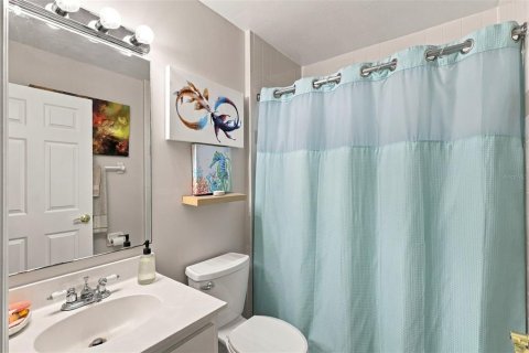 Купить виллу или дом в Эджуотер, Флорида 7 комнат, 140.75м2, № 2413897 - фото 21