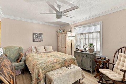 Купить виллу или дом в Эджуотер, Флорида 7 комнат, 140.75м2, № 2413897 - фото 20