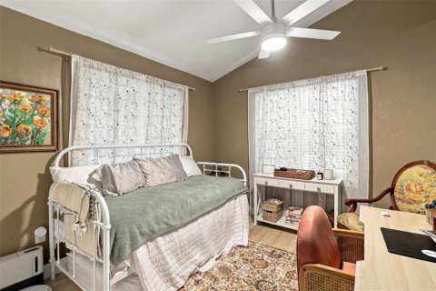 Купить виллу или дом в Эджуотер, Флорида 7 комнат, 140.75м2, № 2413897 - фото 27