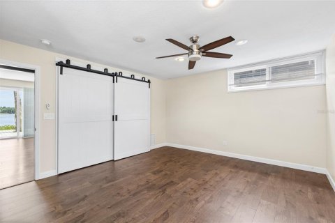 House in Lutz, Florida 4 bedrooms, 214.33 sq.m. № 2344788 - photo 29