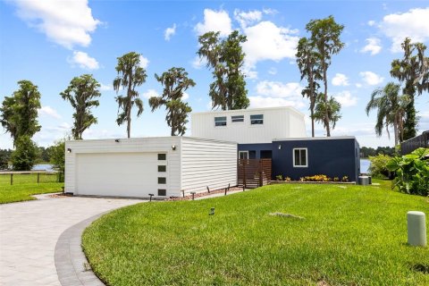 House in Lutz, Florida 4 bedrooms, 214.33 sq.m. № 2344788 - photo 6