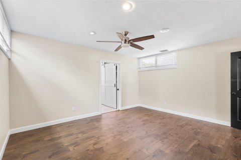 House in Lutz, Florida 4 bedrooms, 214.33 sq.m. № 2344788 - photo 26