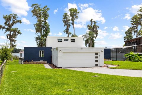 House in Lutz, Florida 4 bedrooms, 214.33 sq.m. № 2344788 - photo 7