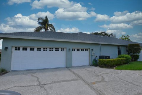House in Lakeland, Florida 4 bedrooms, 288.18 sq.m. № 1788296 - photo 6