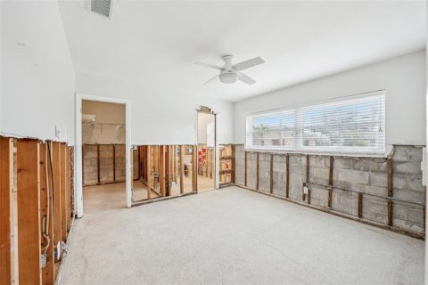 House in Saint Pete Beach, Florida 3 bedrooms, 169.73 sq.m. № 1545346 - photo 24