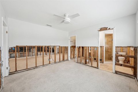 House in Saint Pete Beach, Florida 3 bedrooms, 169.73 sq.m. № 1545346 - photo 25