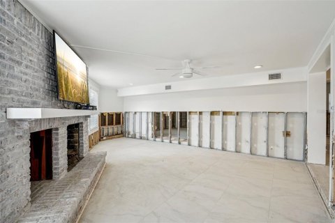 House in Saint Pete Beach, Florida 3 bedrooms, 169.73 sq.m. № 1545346 - photo 7