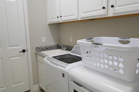 Casa en alquiler en Bradenton, Florida, 3 dormitorios, 186.36 m2 № 1789242 - foto 11