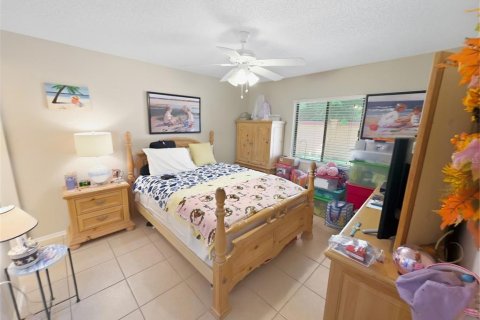Condo in Hudson, Florida, 2 bedrooms  № 2396327 - photo 16