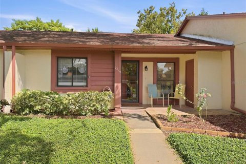 Condo in Hudson, Florida, 2 bedrooms  № 2396327 - photo 2