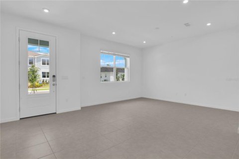 Touwnhouse à louer à Orlando, Floride: 4 chambres, 155.89 m2 № 2416556 - photo 3