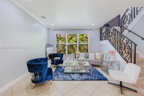 House in Miramar, Florida 5 bedrooms, 313.08 sq.m. № 1877643 - photo 19