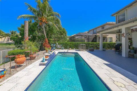 House in Miramar, Florida 5 bedrooms, 313.08 sq.m. № 1877643 - photo 25