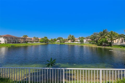 House in Miramar, Florida 5 bedrooms, 313.08 sq.m. № 1877643 - photo 29