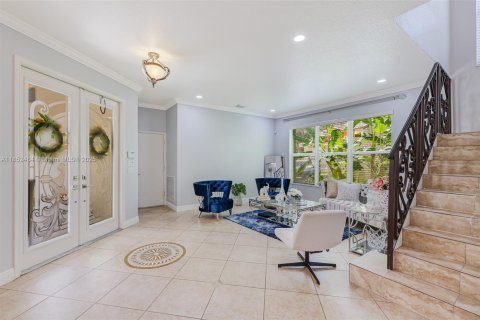 House in Miramar, Florida 5 bedrooms, 313.08 sq.m. № 1877643 - photo 16