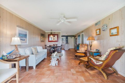 Condominio en alquiler en New Smyrna Beach, Florida, 2 dormitorios, 97.08 m2 № 1554614 - foto 5
