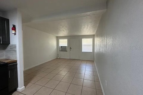 Appartement à louer à Winter Haven, Floride: 2 chambres, 90.02 m2 № 1754425 - photo 12