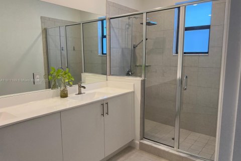 Touwnhouse à vendre à Pembroke Pines, Floride: 3 chambres, 175.4 m2 № 1936257 - photo 14