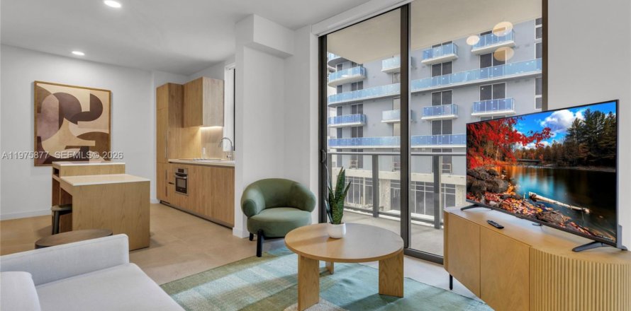 Кондоминиум с 2 спальнями в Майами, Флорида № 2058875