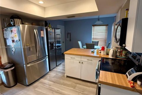 Купить виллу или дом в Дирфилд-Бич, Флорида 3 спальни, 150.41м2, № 1958643 - фото 5