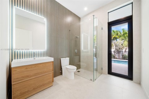 Купить виллу или дом в Форт-Лодердейл, Флорида 6 спален, 416.85м2, № 2007955 - фото 15