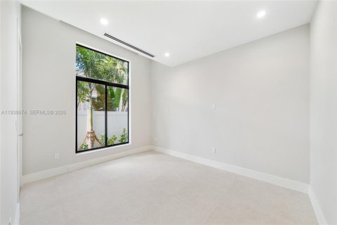 Купить виллу или дом в Форт-Лодердейл, Флорида 6 спален, 416.85м2, № 2007955 - фото 14