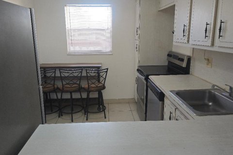 Copropriété à vendre à Margate, Floride: 1 chambre, 102.19 m2 № 2154508 - photo 6