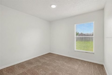 House in PORT ST. JOHN in Cocoa, Florida 4 bedrooms, 131.74 sq.m. № 2227875 - photo 11