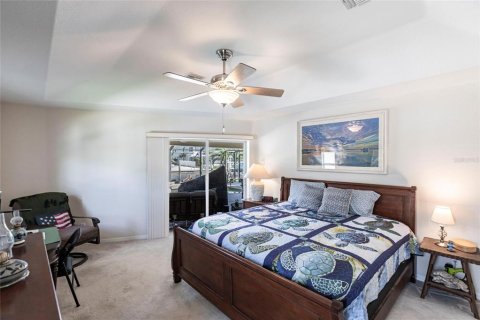 House in Port Charlotte, Florida 3 bedrooms, 182.92 sq.m. № 1612525 - photo 20