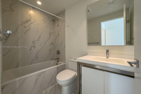 Condominio en venta en Sunrise, Florida, 3 dormitorios № 2036352 - foto 26