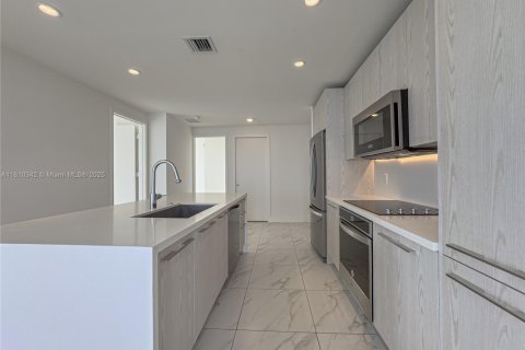 Condominio en venta en Sunrise, Florida, 3 dormitorios № 2036352 - foto 15