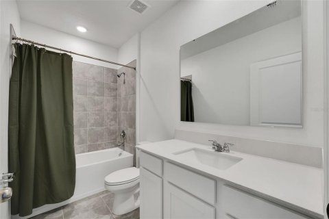 Casa en alquiler en Winter Haven, Florida, 4 dormitorios, 179.86 m2 № 2093617 - foto 21