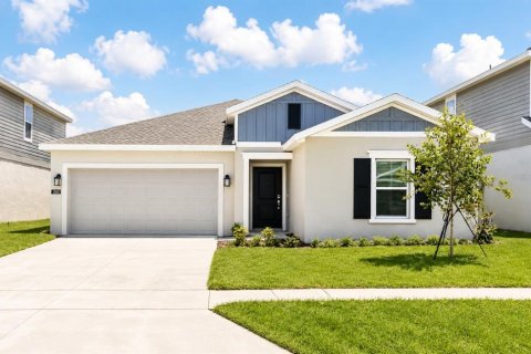 Casa en Winter Haven, Florida 4 dormitorios, 179.86 m2 № 2093617