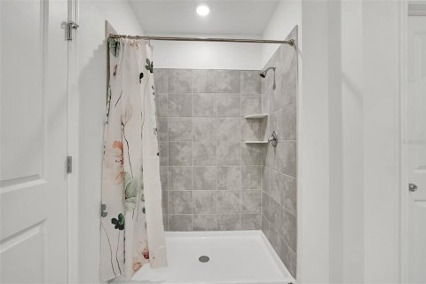 Casa en alquiler en Winter Haven, Florida, 4 dormitorios, 179.86 m2 № 2093617 - foto 18