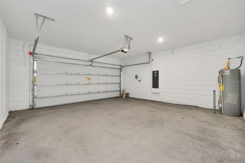 Casa en alquiler en Winter Haven, Florida, 4 dormitorios, 179.86 m2 № 2093617 - foto 25