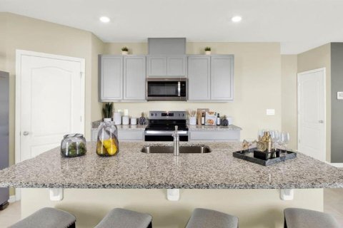 House in Haines City, Florida 4 bedrooms, 154.68 sq.m. № 1824948 - photo 6