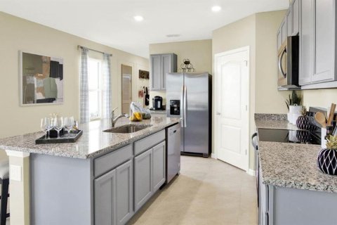 House in Haines City, Florida 4 bedrooms, 154.68 sq.m. № 1824948 - photo 7