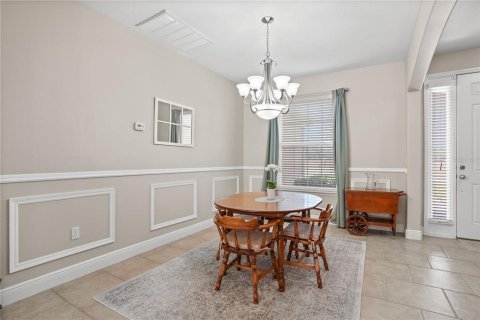 Casa en venta en Apopka, Florida, 4 dormitorios, 228.82 m2 № 1899993 - foto 18
