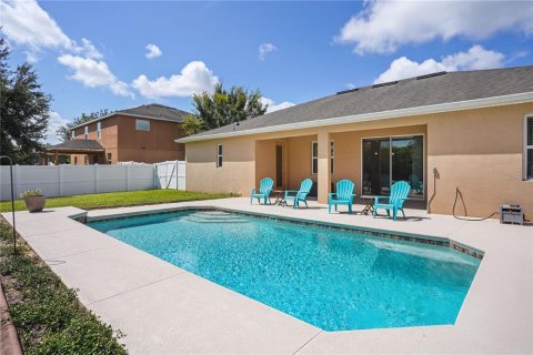 Casa en venta en Apopka, Florida, 4 dormitorios, 228.82 m2 № 1899993 - foto 2