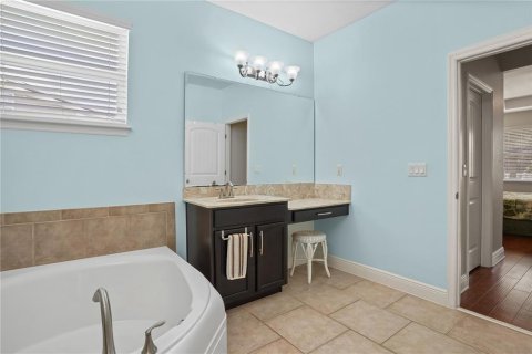 Casa en venta en Apopka, Florida, 4 dormitorios, 228.82 m2 № 1899993 - foto 27