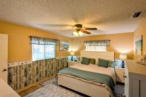House in Ocala, Florida 2 bedrooms, 106.28 sq.m. № 1723196 - photo 6