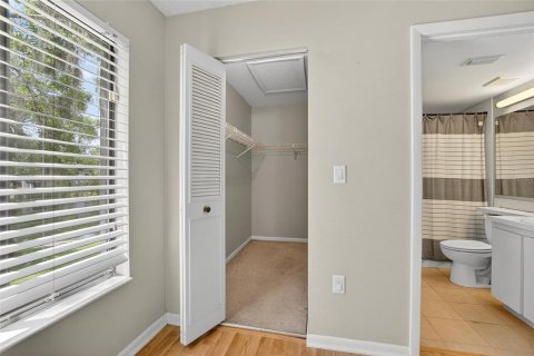 Condo in Tarpon Springs, Florida, 2 bedrooms  № 1911480 - photo 22